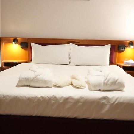 Sn Hotel And Restaurant Langgons Zewnętrze zdjęcie